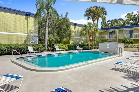 Condo in Tampa, Florida, 1 bedroom  № 1916754 - photo 27