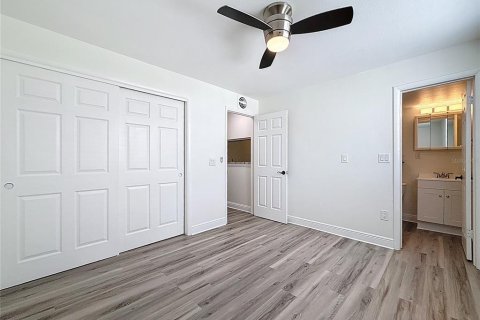 Condo in Tampa, Florida, 1 bedroom  № 1916754 - photo 21