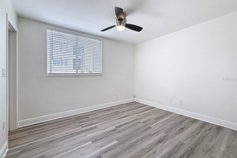 Condo in Tampa, Florida, 1 bedroom  № 1916754 - photo 19