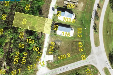 Land in Port Charlotte, Florida № 2162486