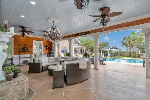 House in Oxford, Florida 5 bedrooms, 471.66 sq.m. № 1919813 - photo 7