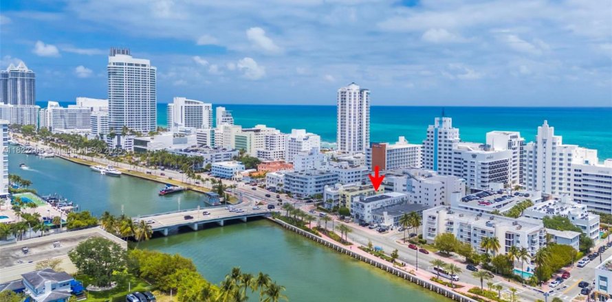 Estudio en el Condominio en Miami Beach, Florida № 1785798