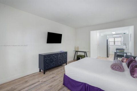 Condominio en venta en Miami Beach, Florida, 37.25 m2 № 1785798 - foto 14