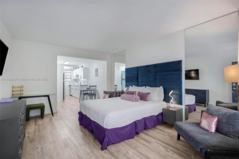 Condominio en venta en Miami Beach, Florida, 37.25 m2 № 1785798 - foto 4