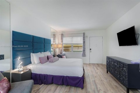 Condominio en venta en Miami Beach, Florida, 37.25 m2 № 1785798 - foto 5