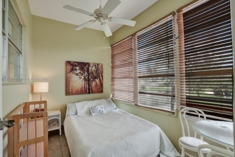 Condo in Lauderdale Lakes, Florida, 1 bedroom  № 1775257 - photo 28