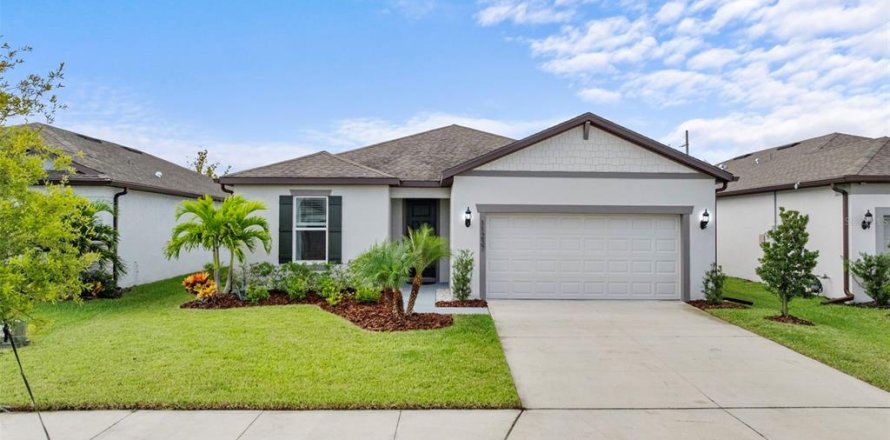 House in Parrish, Florida 3 bedrooms, 202.9 sq.m. № 2105682