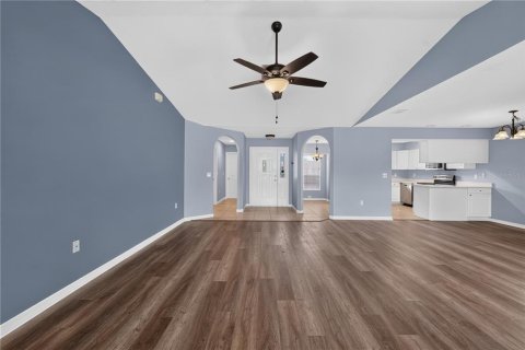 Villa ou maison à vendre à San Antonio, Floride: 2 chambres, 128.21 m2 № 2408928 - photo 5