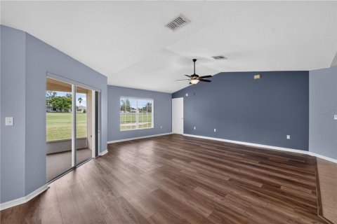 Villa ou maison à vendre à San Antonio, Floride: 2 chambres, 128.21 m2 № 2408928 - photo 8