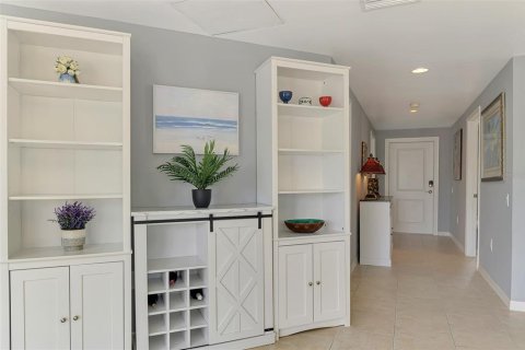 Villa ou maison à vendre à Sarasota, Floride: 2 chambres, 113.15 m2 № 2400962 - photo 10