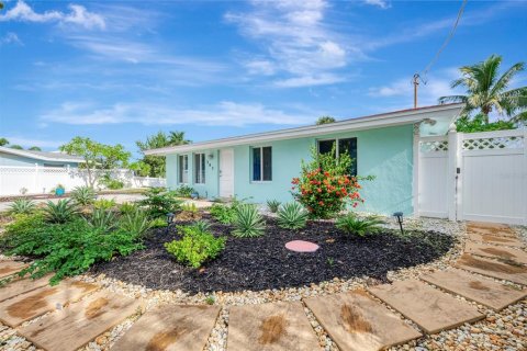 Villa ou maison à vendre à Sarasota, Floride: 2 chambres, 113.15 m2 № 2400962 - photo 5