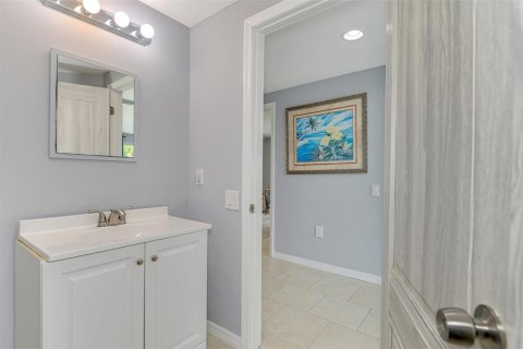 Villa ou maison à vendre à Sarasota, Floride: 2 chambres, 113.15 m2 № 2400962 - photo 29
