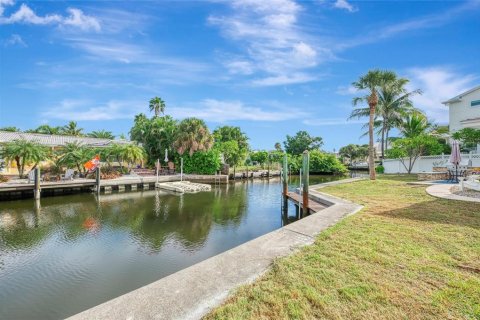 Villa ou maison à vendre à Sarasota, Floride: 2 chambres, 113.15 m2 № 2400962 - photo 3