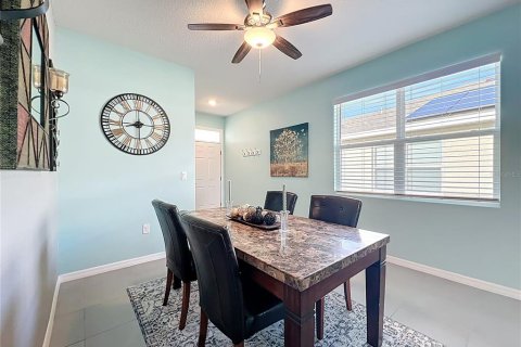 House in Wildwood, Florida 3 bedrooms, 139.73 sq.m. № 1911937 - photo 8