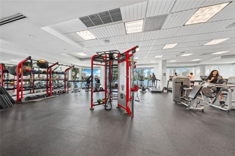 Condominio en venta en Aventura, Florida, 2 dormitorios, 226.03 m2 № 2186387 - foto 30