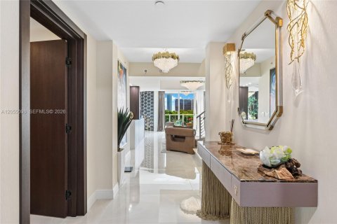 Condominio en venta en Aventura, Florida, 2 dormitorios, 226.03 m2 № 2186387 - foto 25