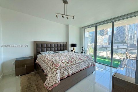 Condo in Miami, Florida, 2 bedrooms  № 1978540 - photo 5