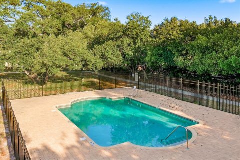 Copropriété à vendre à Clearwater, Floride: 2 chambres, 98.48 m2 № 2091908 - photo 22
