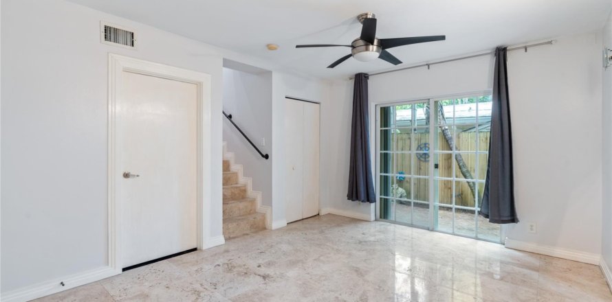 Touwnhouse à Fort Lauderdale, Floride 3 chambres, 157.47 m2 № 1182097