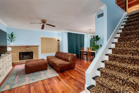 Condo in Safety Harbor, Florida, 3 bedrooms  № 2196281 - photo 24