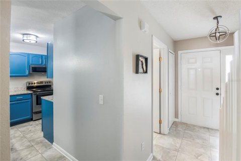 Townhouse in Winter Haven, Florida 2 bedrooms, 130.71 sq.m. № 2091886 - photo 8