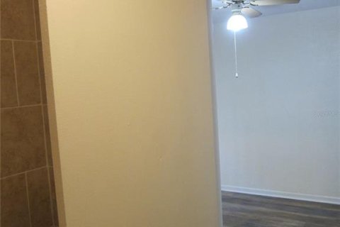Appartement à louer à Gainesville, Floride: 1 chambre, 58.06 m2 № 2119870 - photo 13