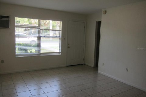 Appartement à louer à Gainesville, Floride: 1 chambre, 58.06 m2 № 2119870 - photo 18