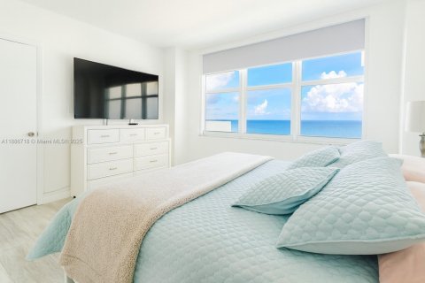 Copropriété à vendre à Miami Beach, Floride: 2 chambres, 86.4 m2 № 2014690 - photo 14