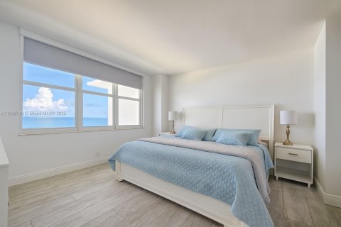 Copropriété à vendre à Miami Beach, Floride: 2 chambres, 86.4 m2 № 2014690 - photo 16