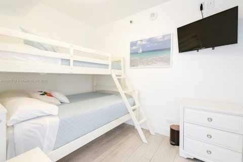 Copropriété à vendre à Miami Beach, Floride: 2 chambres, 86.4 m2 № 2014690 - photo 21