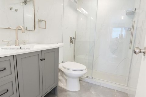 Copropriété à vendre à Miami Beach, Floride: 2 chambres, 86.4 m2 № 2014690 - photo 19