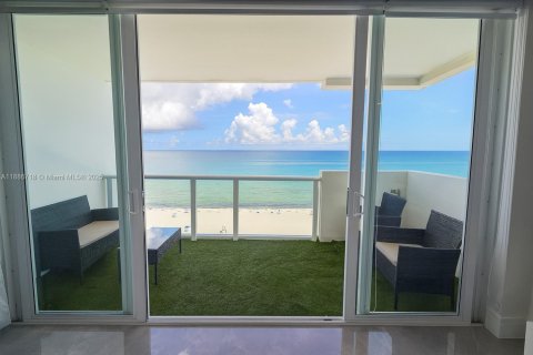 Copropriété à vendre à Miami Beach, Floride: 2 chambres, 86.4 m2 № 2014690 - photo 11