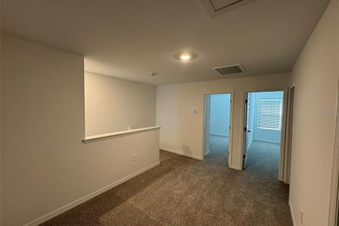 Adosado en alquiler en Clermont, Florida, 3 dormitorios, 137.96 m2 № 1917256 - foto 11