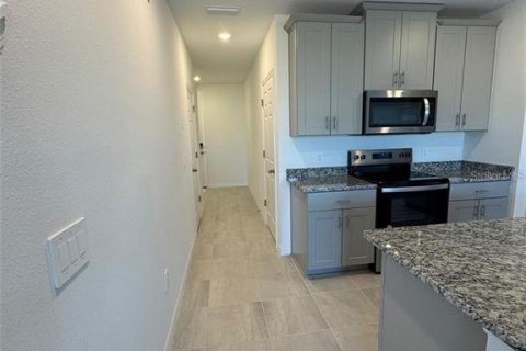 Adosado en alquiler en Clermont, Florida, 3 dormitorios, 137.96 m2 № 1917256 - foto 7