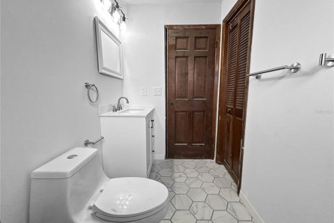Casa en venta en Lutz, Florida, 4 dormitorios, 230.21 m2 № 1855975 - foto 19