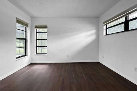 Casa en venta en Lutz, Florida, 4 dormitorios, 230.21 m2 № 1855975 - foto 13