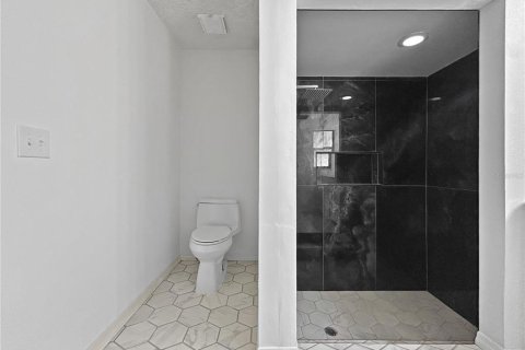 Casa en venta en Lutz, Florida, 4 dormitorios, 230.21 m2 № 1855975 - foto 18