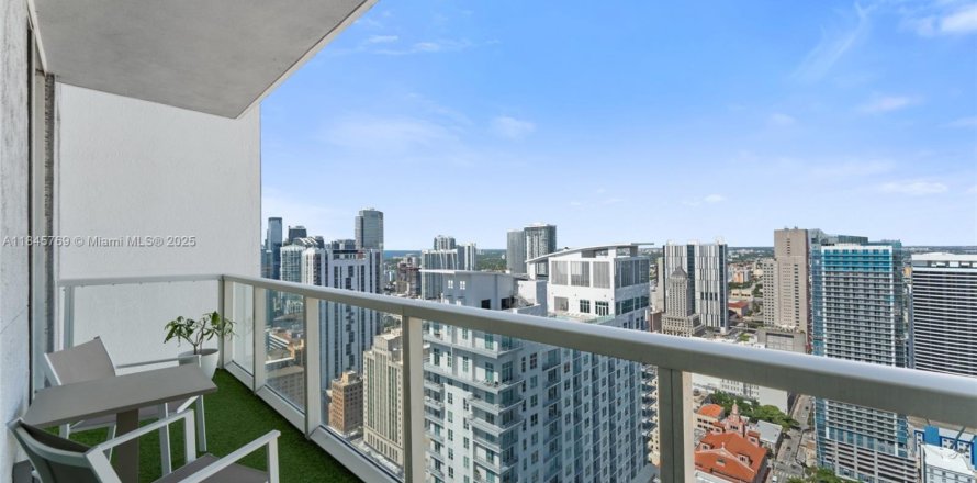 Condo in Miami, Florida, 2 bedrooms № 1846164