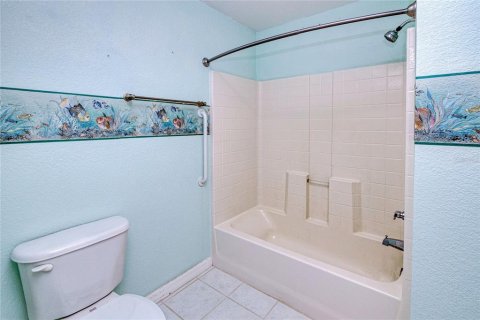 Villa ou maison à vendre à Punta Gorda, Floride: 3 chambres, 142.05 m2 № 1902822 - photo 24