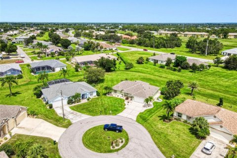 Villa ou maison à vendre à Punta Gorda, Floride: 3 chambres, 142.05 m2 № 1902822 - photo 4
