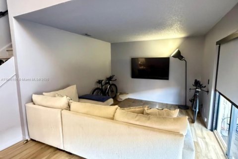 Купить таунхаус в Хайалиа, Флорида 3 спальни, 146.97м2, № 1828824 - фото 18