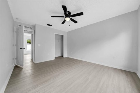 House in Riverview, Florida 4 bedrooms, 206.43 sq.m. № 1917320 - photo 29