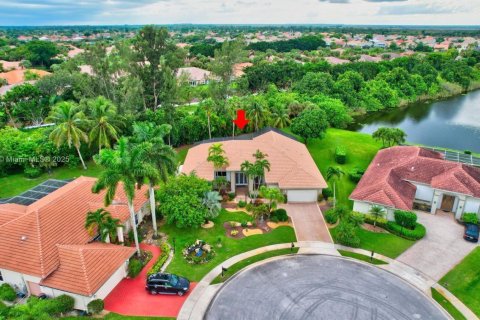 Villa ou maison à vendre à Boca Raton, Floride: 3 chambres, 255.67 m2 № 1961730 - photo 1