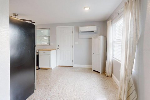 Casa en venta en New Smyrna Beach, Florida, 3 dormitorios, 98.85 m2 № 1027246 - foto 19