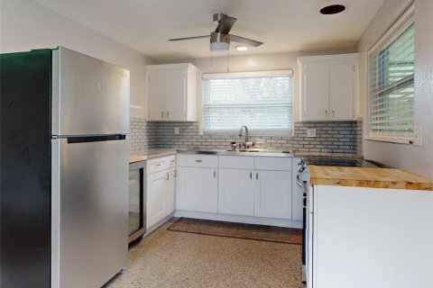 Casa en venta en New Smyrna Beach, Florida, 3 dormitorios, 98.85 m2 № 1027246 - foto 21