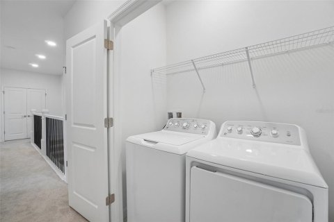 Купить таунхаус в Брэндон, Флорида 8 комнат, 158.12м2, № 2138286 - фото 19