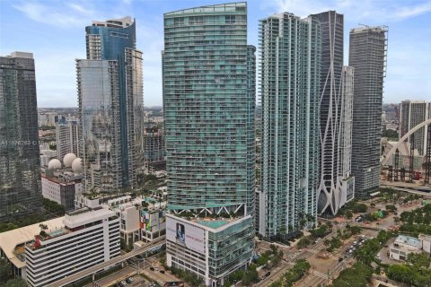 Condominio en venta en Miami, Florida, 1 dormitorio, 78.32 m2 № 1929472 - foto 3