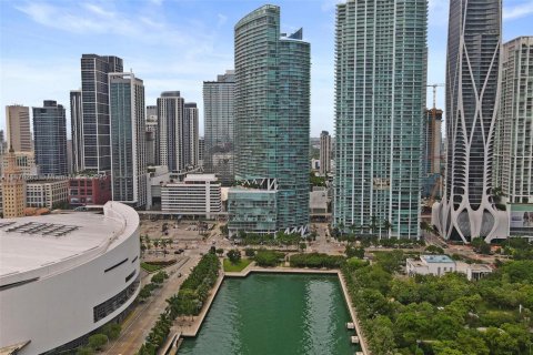 Condominio en venta en Miami, Florida, 1 dormitorio, 78.32 m2 № 1929472 - foto 2