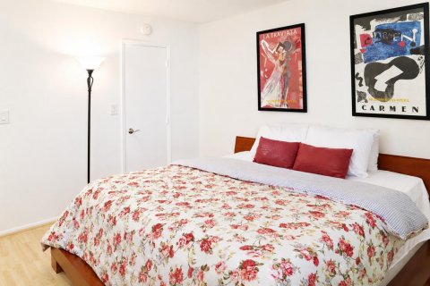 Condo in Pompano Beach, Florida, 1 bedroom № 2247624 - photo 7
