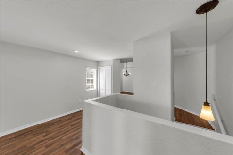 Condo in Lutz, Florida, 3 bedrooms  № 2112009 - photo 13